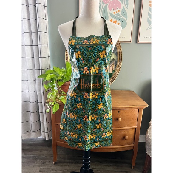 Harrods Other - Harrods Knightsbridge William Morris Floral PVC Coated Cotton Apron England